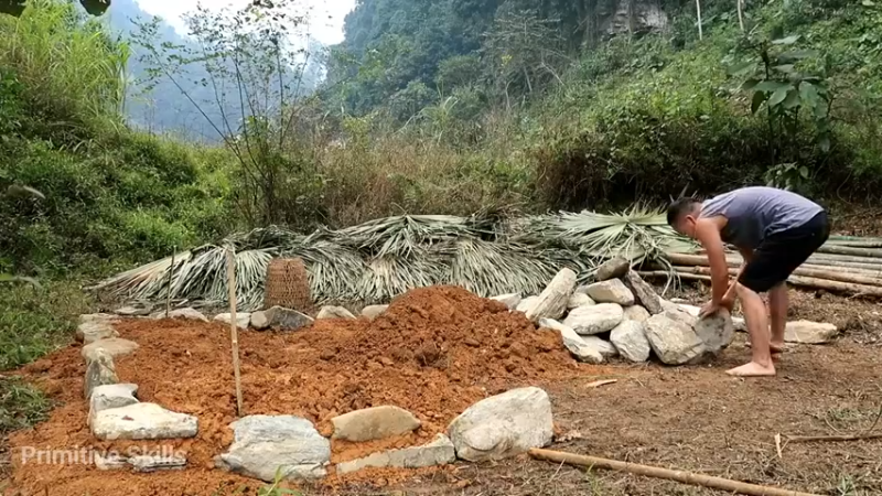 放下第一个基地：02(6)制作地基【真人我的世界-空手发展-铁器时代】.flv