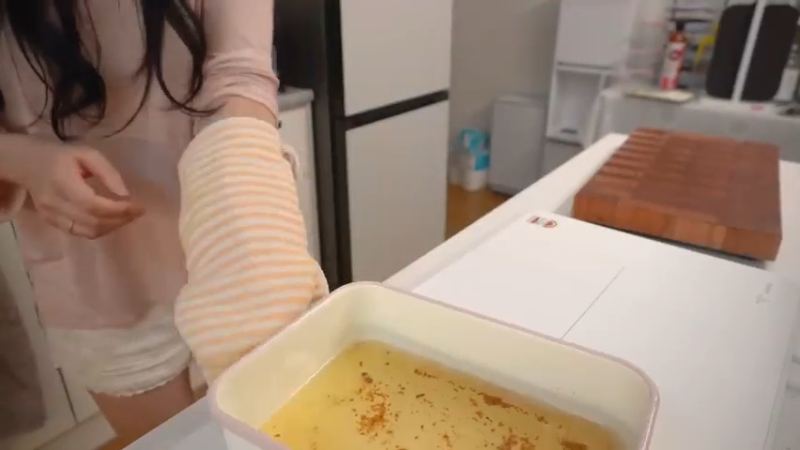 周末日常，凌晨预约12制作辣辣的火鸡炸酱面炒年糕，辛奇卷的金枪鱼紫菜包饭便当，ROSÉ火鸡面，填色本治愈，家常饭料理，家务，学习