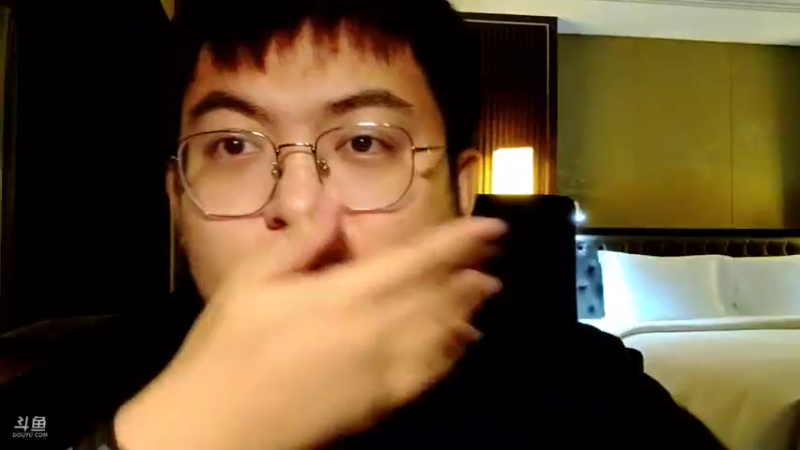 【2021-09-04 21点场】火力堂主：抵达重庆，6号录制节目，不播！