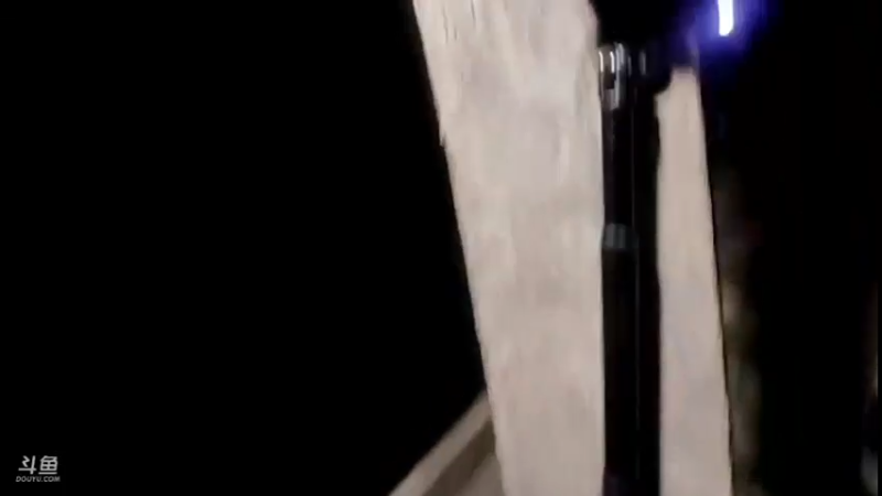 【2021-09-04 23点场】魅力生活i：老二接盘30条翘嘴可以完成嘛？