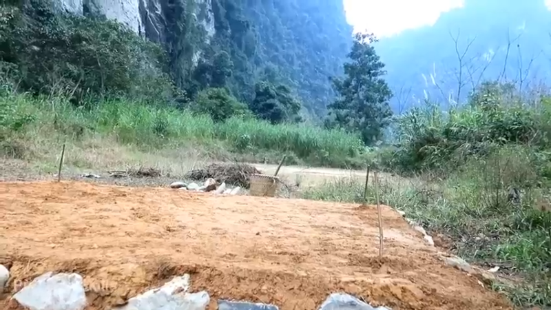 放下第一个基地：02(8)制作地基【真人我的世界-空手发展-铁器时代】.flv