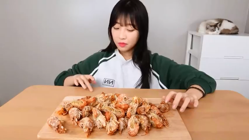 小姐姐速食面挑战(116)