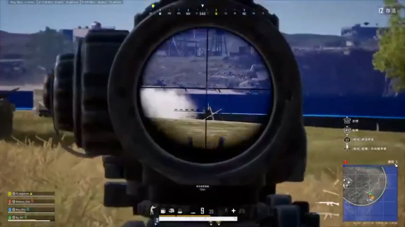 谁头铁 谁硬，变身动作英雄！PS4 绝地求生 手柄吃鸡 最强体验  厉害啊，PS4 绝地求生(2021955)手柄吃鸡  像菜鸡群殴
