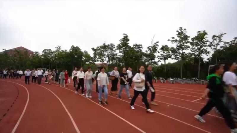 乡村中学｜山东省平度第一中学：别样师生活动 共庆百年辉煌