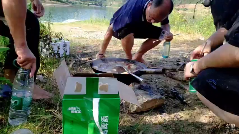 【2021-09-08 16点场】魅力生活i：户外美食钓钓鱼