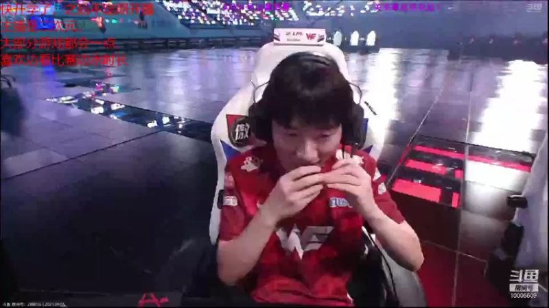【2021-09-05 21点场】某不知名大学的猛男：看比赛 10006609