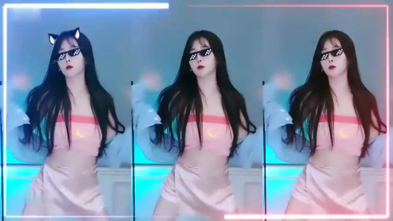 【少情怀】