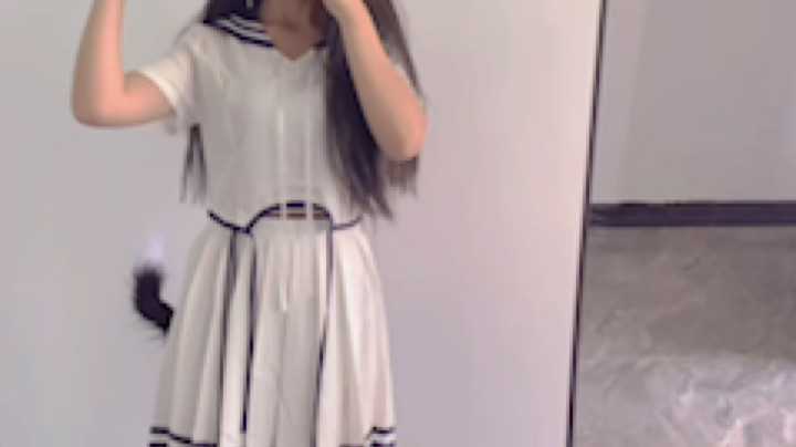 小皮emo发布了一个斗鱼视频2021-09-09