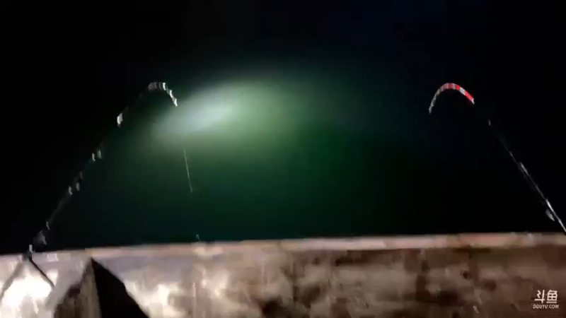 【2021-09-09 02点场】魅力生活i：老二钓30条鱼可能嘛？