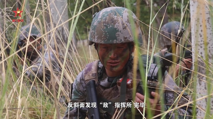 【第一军视】震撼！西北戈壁上演实弹射击 多种火器轮番上阵