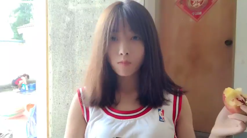 【2021-09-12 11点场】百变姑姑肖淑洁：淑洁:生活要向前看