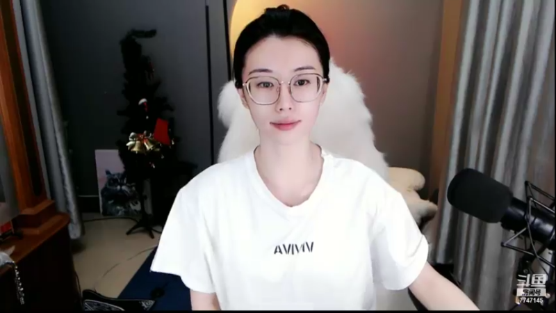 【2021-09-12 19点场】青台miss：打了水光 素颜播会