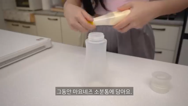 制作红薯披萨和热蛋糕玉米狗，杂货购物和烹饪，一个人生活,各种美食，品质生活 从早餐开始 全在家制作 防Y第一,没有口燥的烦恼！ (20)