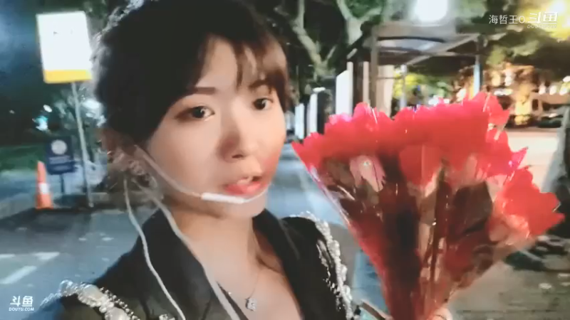 胡嘉一直播_音乐直播_斗鱼直播6