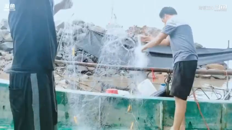 深山大咖直播_户外直播_斗鱼直播81