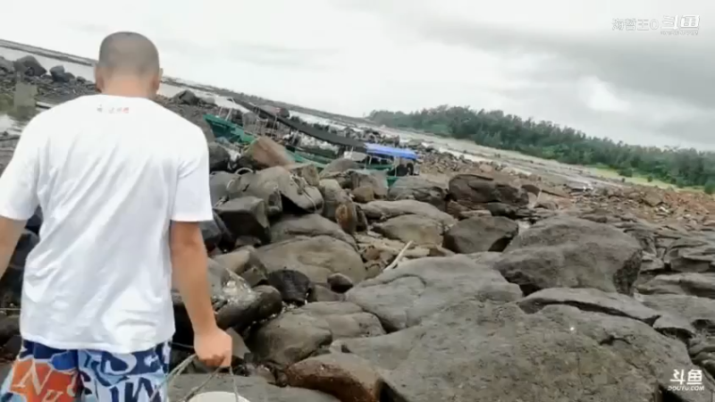 深山大咖直播_户外直播_斗鱼直播31