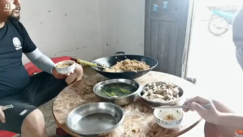 深山大咖直播_户外直播_斗鱼直播16