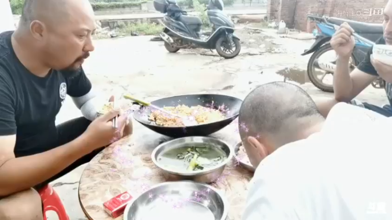 深山大咖直播_户外直播_斗鱼直播10