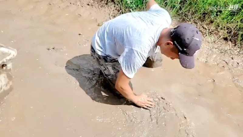 洪湖小肖直播_户外直播_斗鱼直播17