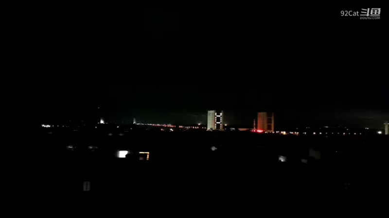 海南夜景-晚上闲谈-QC11