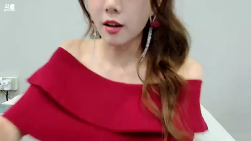 【2021-09-16 17点场】骆歆冲冲冲：骆歆：吹海风