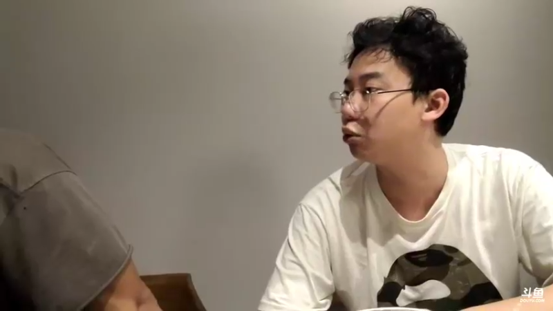 【2021-09-16 01点场】黑人毅：练腿了，谁说我不练的