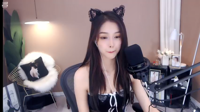 【2021-09-15 22点场】Chance喵：今天是你们想要的皮衣吗