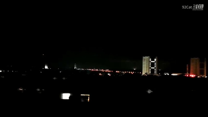 海南夜景-晚上闲谈-QC04