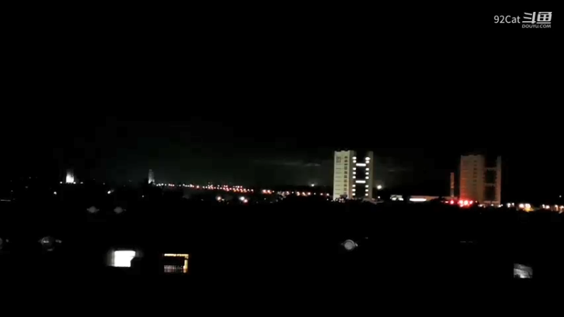 海南夜景-晚上闲谈-QC05