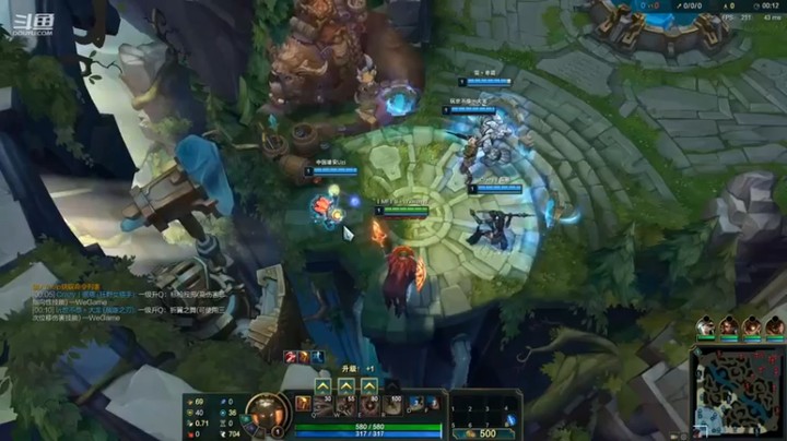 【东北大鹌鹑】中单潘森1v2细节躲Q完成双杀14-4杀疯了