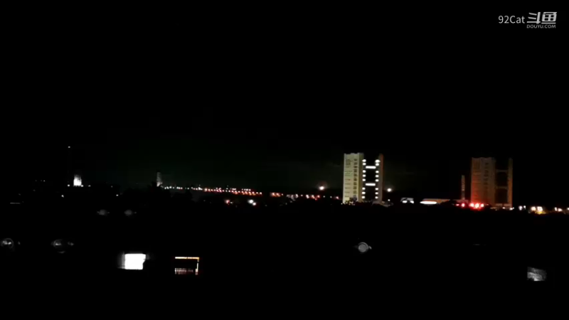 海南夜景-晚上闲谈-QC02