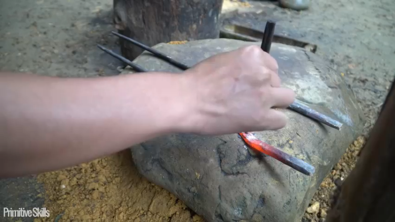 二基地62天打造工具钳子及水果刀5《如果你一无所有 进入单人我的世界，自由荒野 离网乐园 全手工制作耕种 》