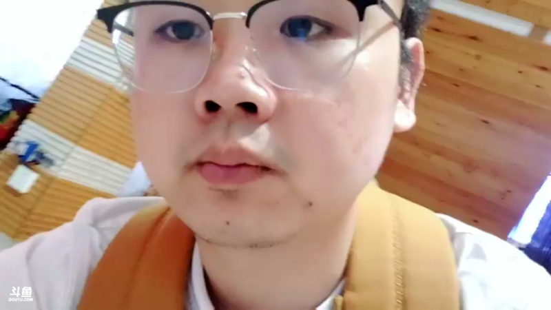 【2021-09-18 18点场】网友张顺飞：峡谷之巅第四集