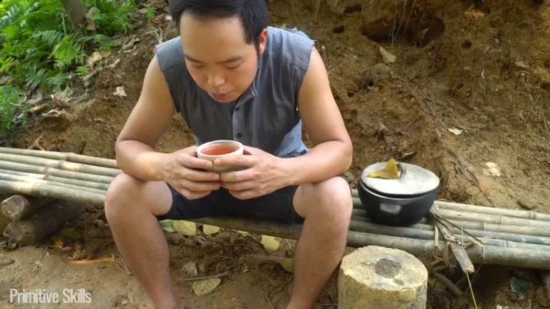 B基地的第72天在户外保持健康茶品10《如果你一无所有 进入单人我的世界，自由荒野 离网乐园 全手工制作耕种 快乐野外生活》