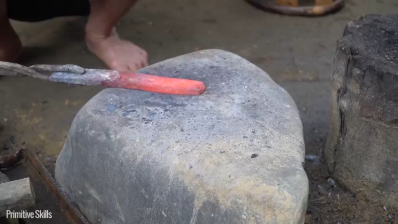 B基地的第69制作木匠工具木刨2《如果你一无所有 进入单人我的世界，自由荒野 离网乐园 全手工制作耕种 快乐野外生活》