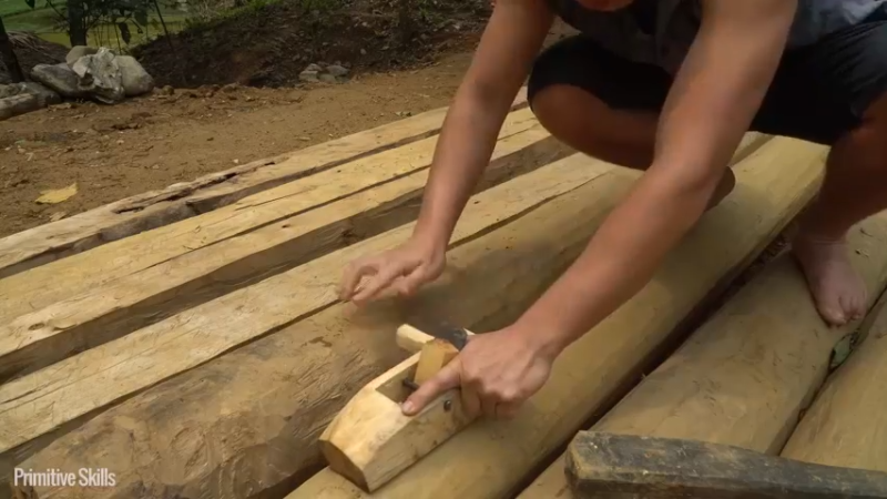 B基地的第69制作木匠工具木刨15《如果你一无所有 进入单人我的世界，自由荒野 离网乐园 全手工制作耕种 快乐野外生活》