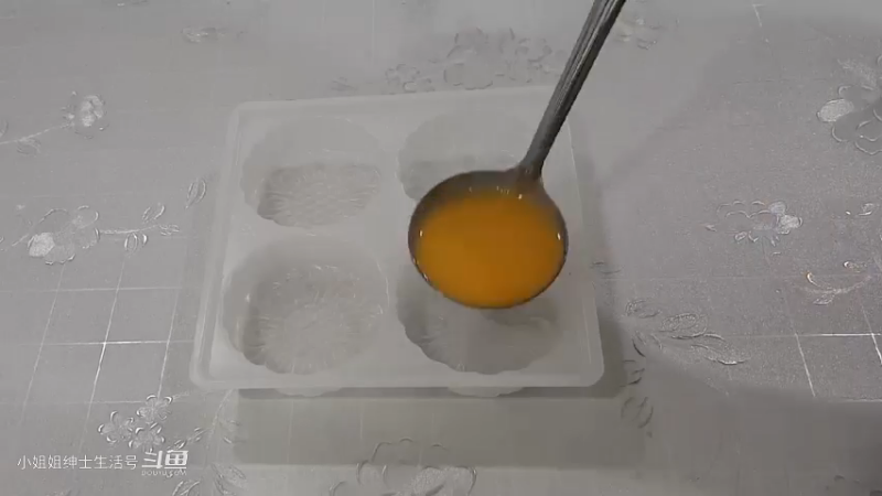 赞不绝口的_维他精燕菜果冻月饼b
