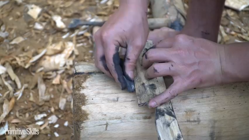 B基地的第70天新屋的框架11《如果你一无所有 进入单人我的世界，自由荒野 离网乐园 全手工制作耕种 快乐野外生活》