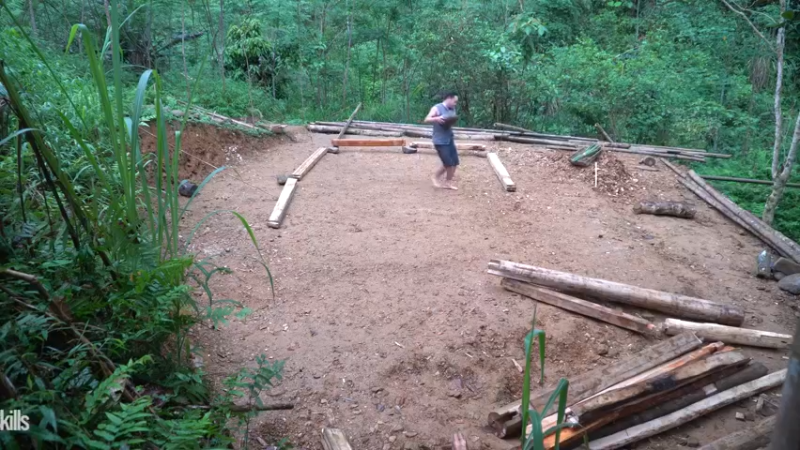 B基地的第70天新屋的框架21《如果你一无所有 进入单人我的世界，自由荒野 离网乐园 全手工制作耕种 快乐野外生活》