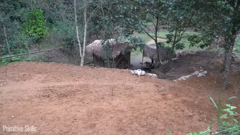 二基地第66天锻造新斧头伐木1《如果你一无所有 进入单人我的世界，自由荒野 离网乐园 全手工制作耕种 快乐野外生活 》