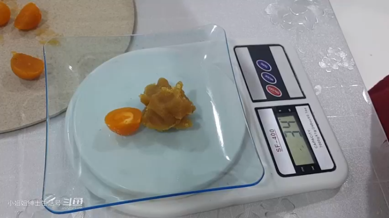 大家中秋快乐 教你做 梦幻彩虹酥皮月饼步骤之(2)你学会了吗