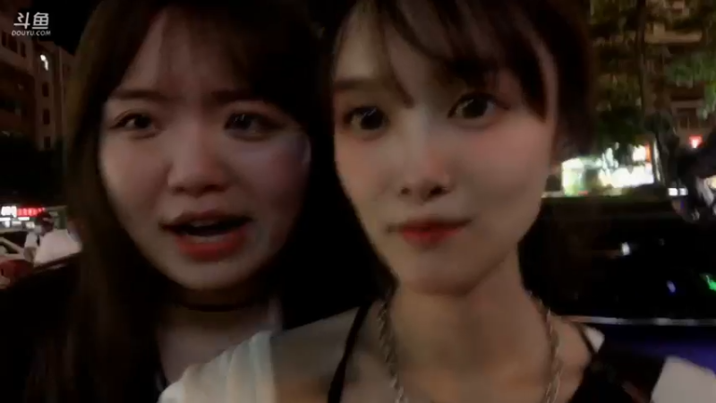 【2021-09-20 19点场】紫琪儿小波霸：户外唱歌上线！