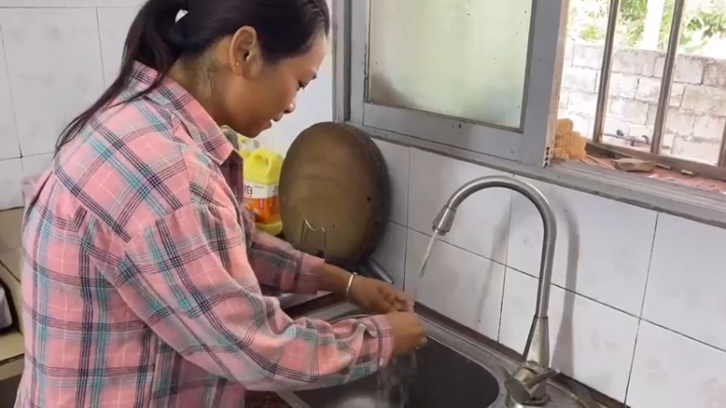 买了好菜，给孩子们加餐，都是孩子们爱吃的，结果。。