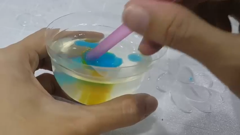 用吸管做_3D果冻花《田园糕点 中西甜点》记得关注哦