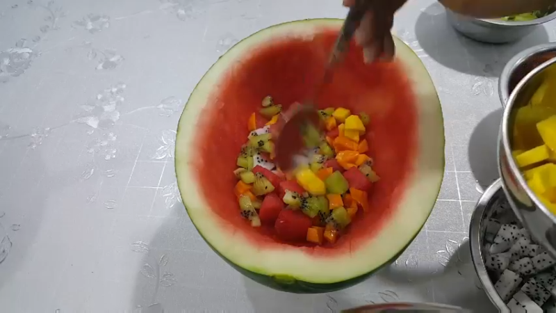 西瓜水果 燕菜果冻_网红果冻《田园糕点 中西甜点》记得关注哦