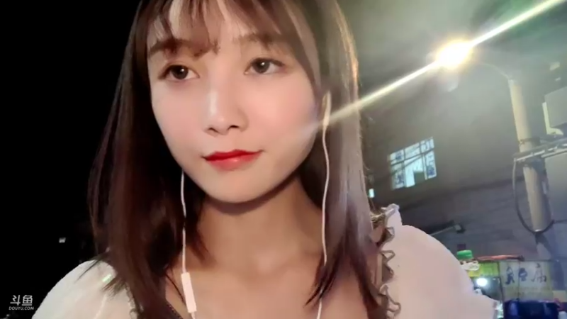 【2021-09-21 19点场】百变姑姑肖淑洁：淑洁:祝大家中秋快乐
