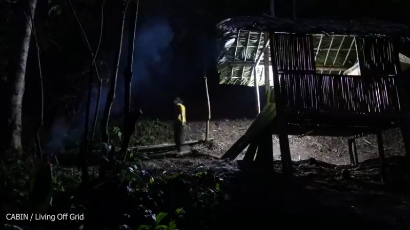【记录农村生活】云淡风轻(day)(16)村里没年轻人了；我去山里建了小房子
