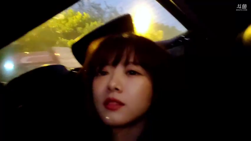 【2021-09-22 18点场】骆歆冲冲冲：骆歆：郊外喂蚊子