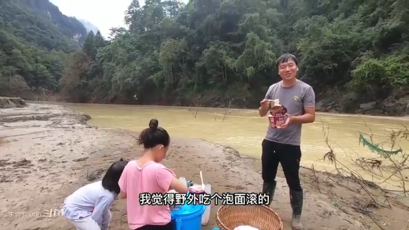 媳妇提个馊点子要去捡菌，大老远的白跑一趟，不过宝宝玩得开心6