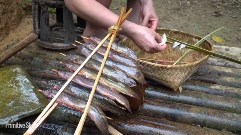 #制作农家水车龙骨17【浪漫山野3基地】《如果你一无所有 进入单人我的世界，自由荒野 离网乐园 全手工制作耕种 快乐野外生活》